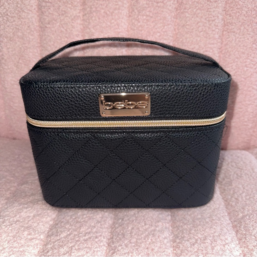 *DONATED* bebe Black Quilted Faux Leather Traincase